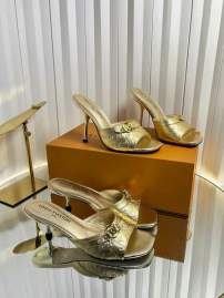 Picture of Louis Vuitton Shoes _SKULVsz35-41mnq120113685